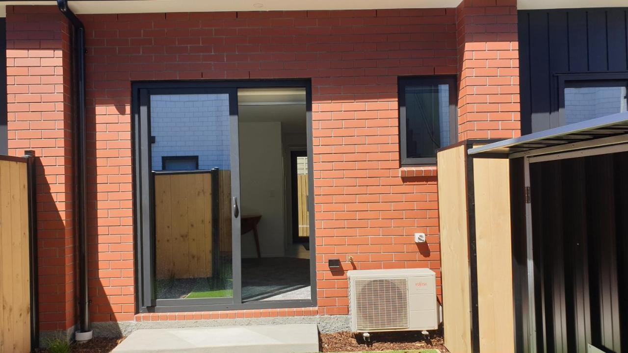 Modern Loft In Christchurch Cbd With Private Courtyard Bagian luar foto