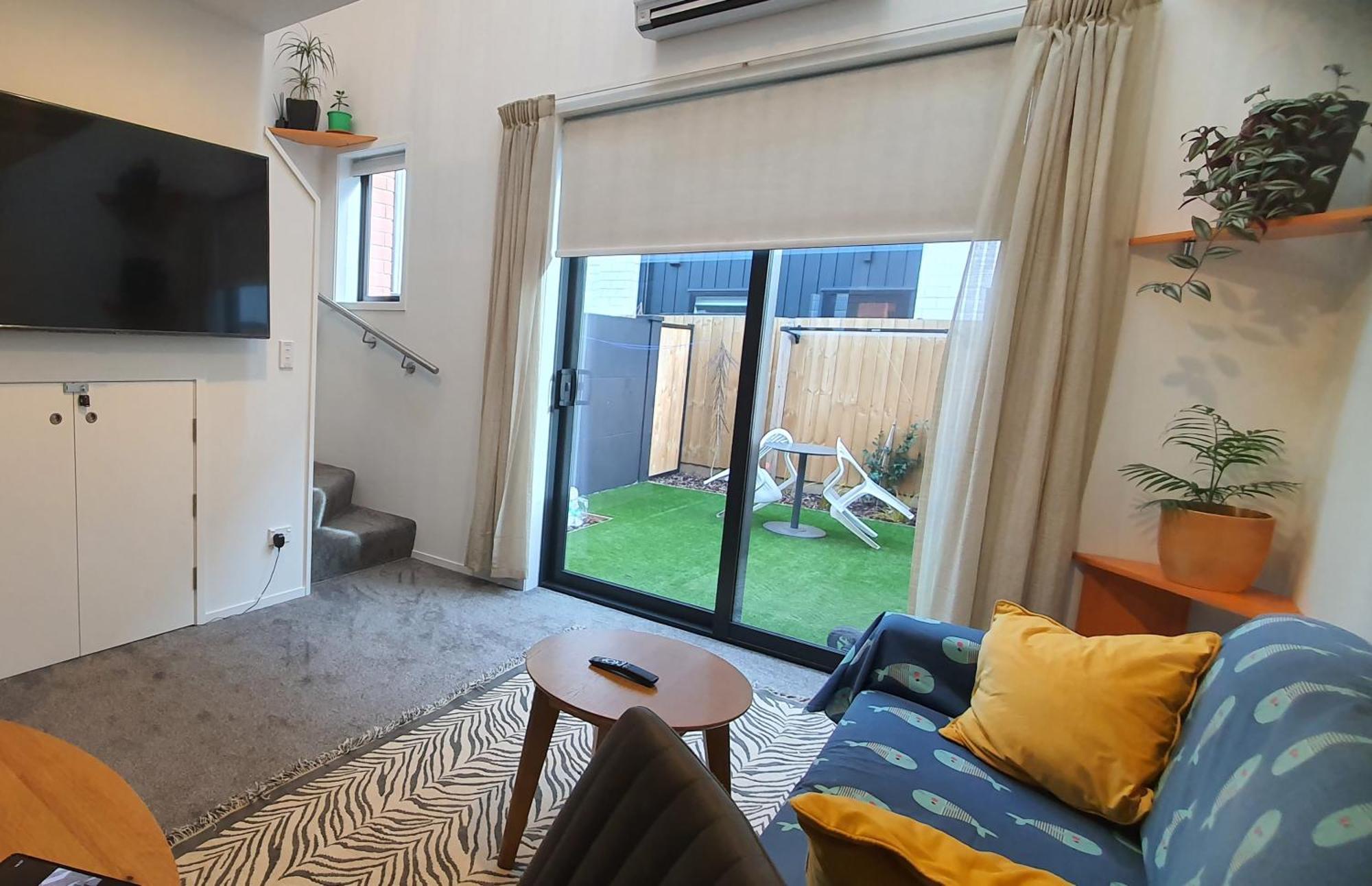 Modern Loft In Christchurch Cbd With Private Courtyard Bagian luar foto